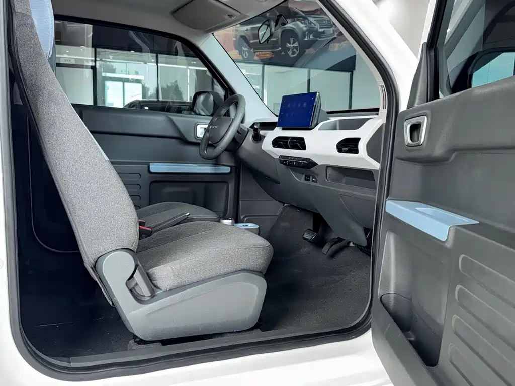 Geely Galaxy Panda 2024 — фото 14
