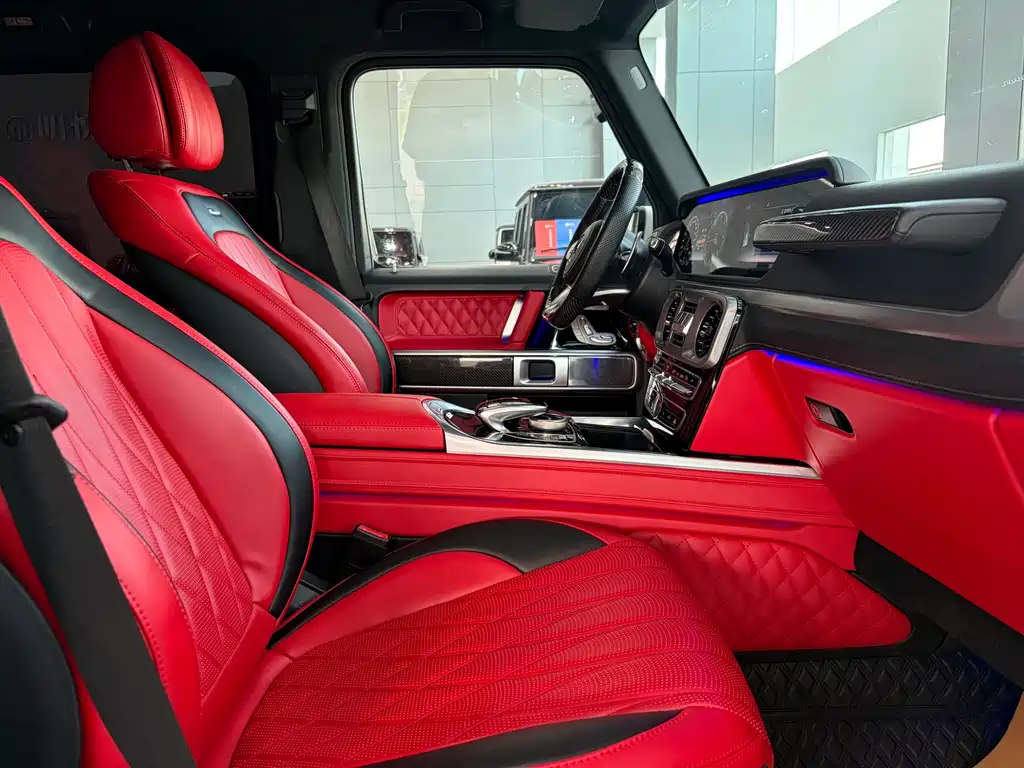 Mercedes-Benz G-Class 2023 — фото 11