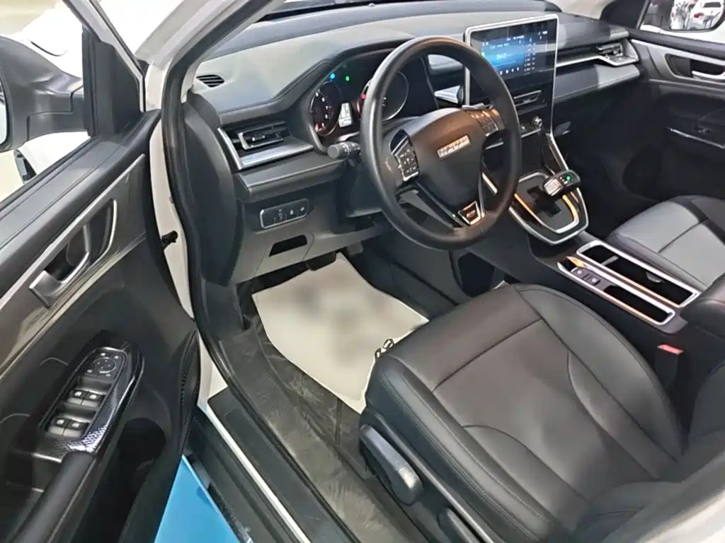 Haval M6 2023 — фото 16