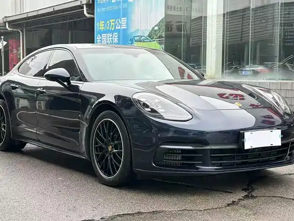 Porsche Panamera 2020