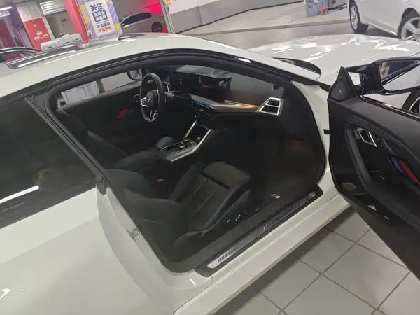 BMW M240i 2026