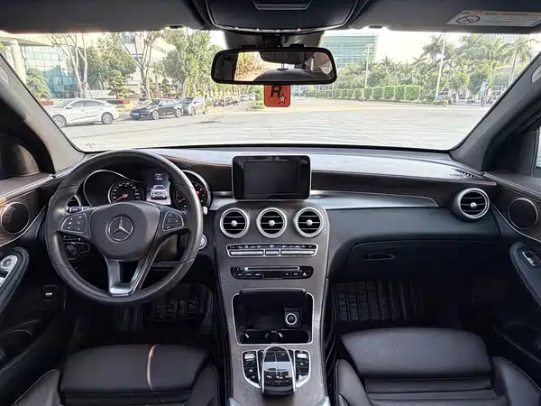 Mercedes-Benz GLC 2018