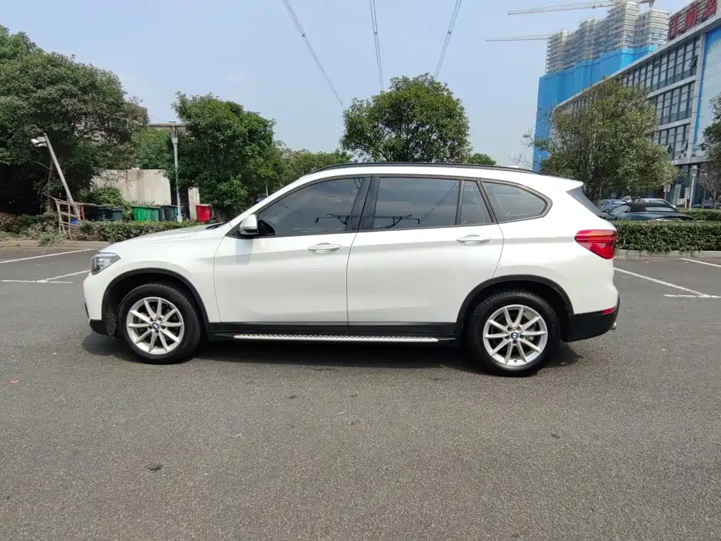 BMW X1 2019 — фото 10