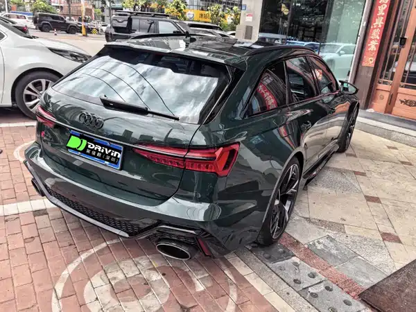 Audi RS 6 2023