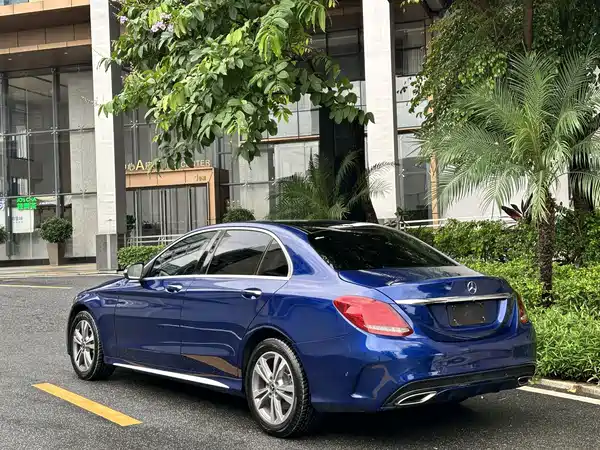 Mercedes-Benz C-Class 2018