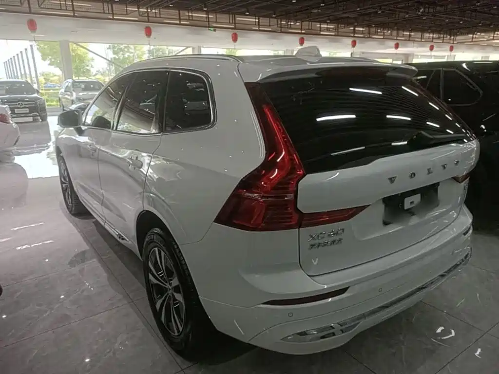 Volvo XC60 2024
