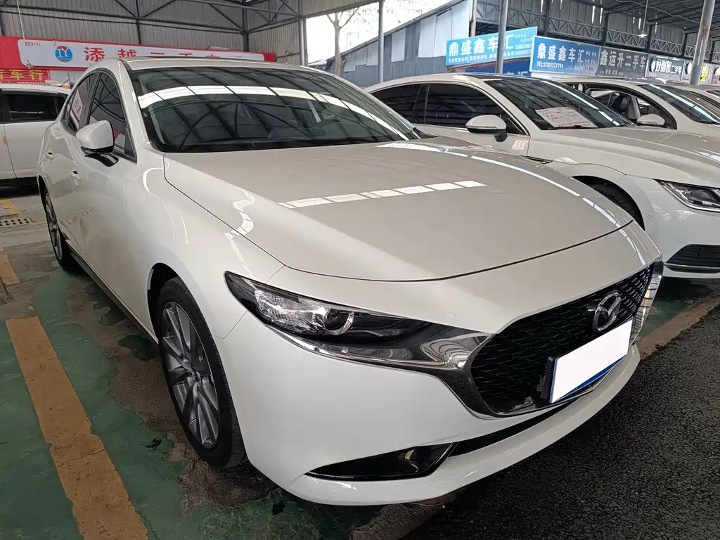 Mazda 3 Axela 2019