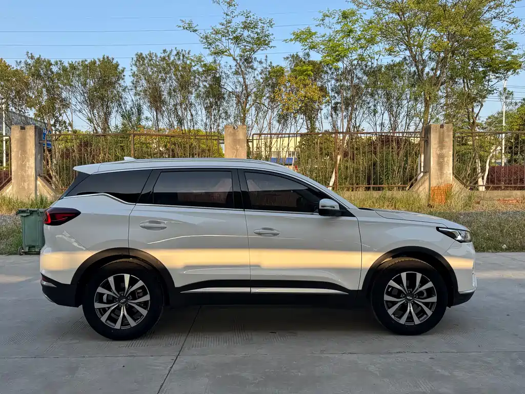 Chery Tiggo 7 2020 — фото 9