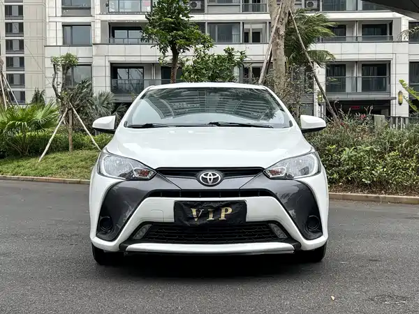 Toyota Yaris L 2020
