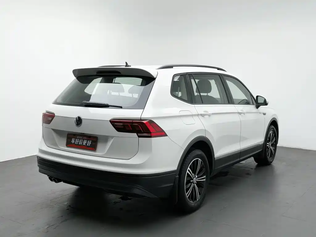 Volkswagen Tiguan L 2021 — фото 2