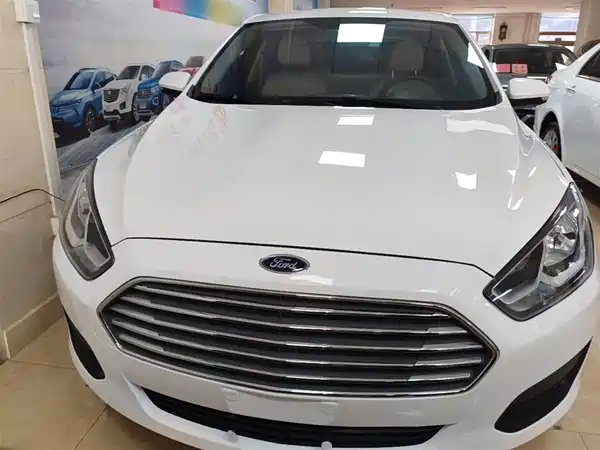 Ford Escort 2017