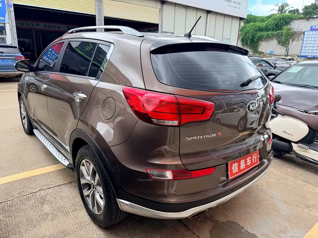 Kia Sportage 2015 — фото 15