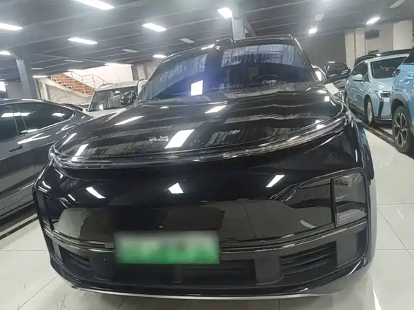 Li Auto L8 2023