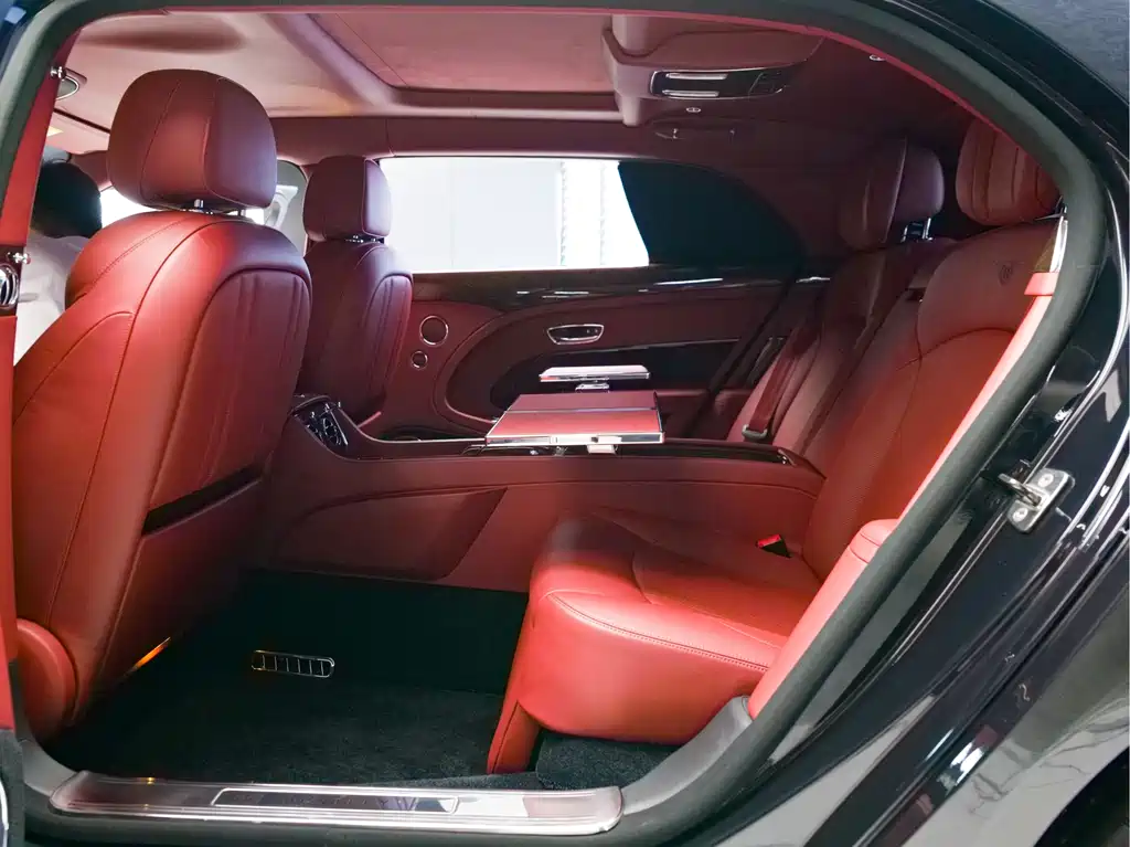 Bentley Mulsanne 2019 — фото 18