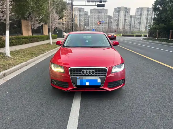 Audi A4L 2012