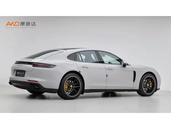 Porsche Panamera 2019