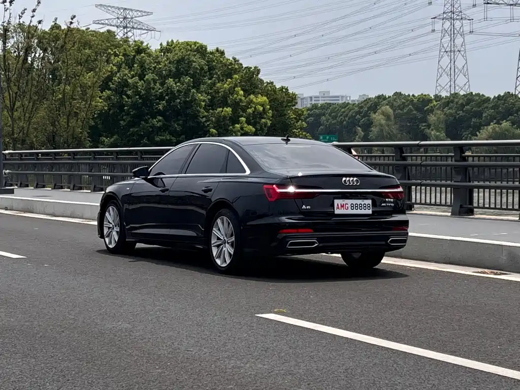 Audi A6L 2022 — фото 8