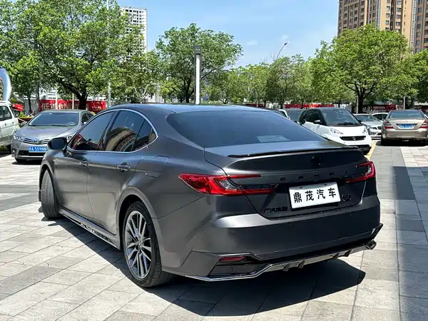 Toyota Camry 2025