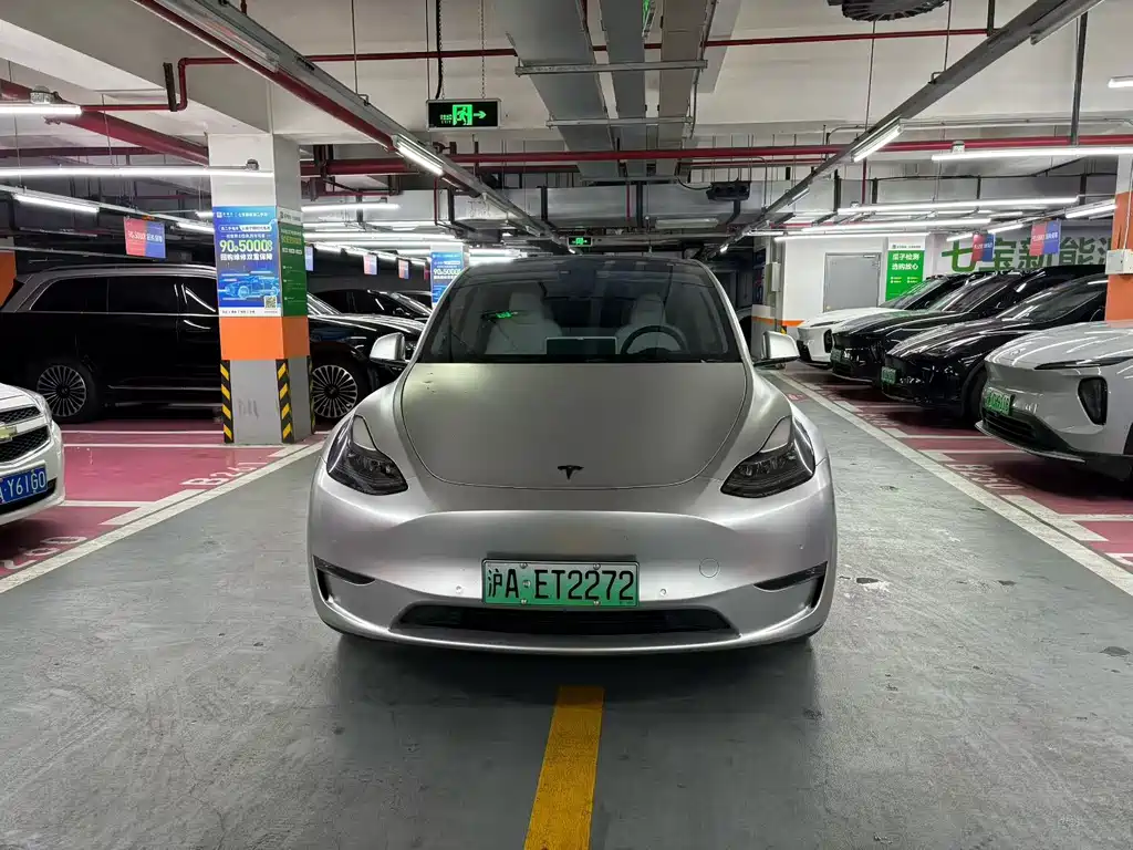 Tesla Model Y 2023 — фото 2