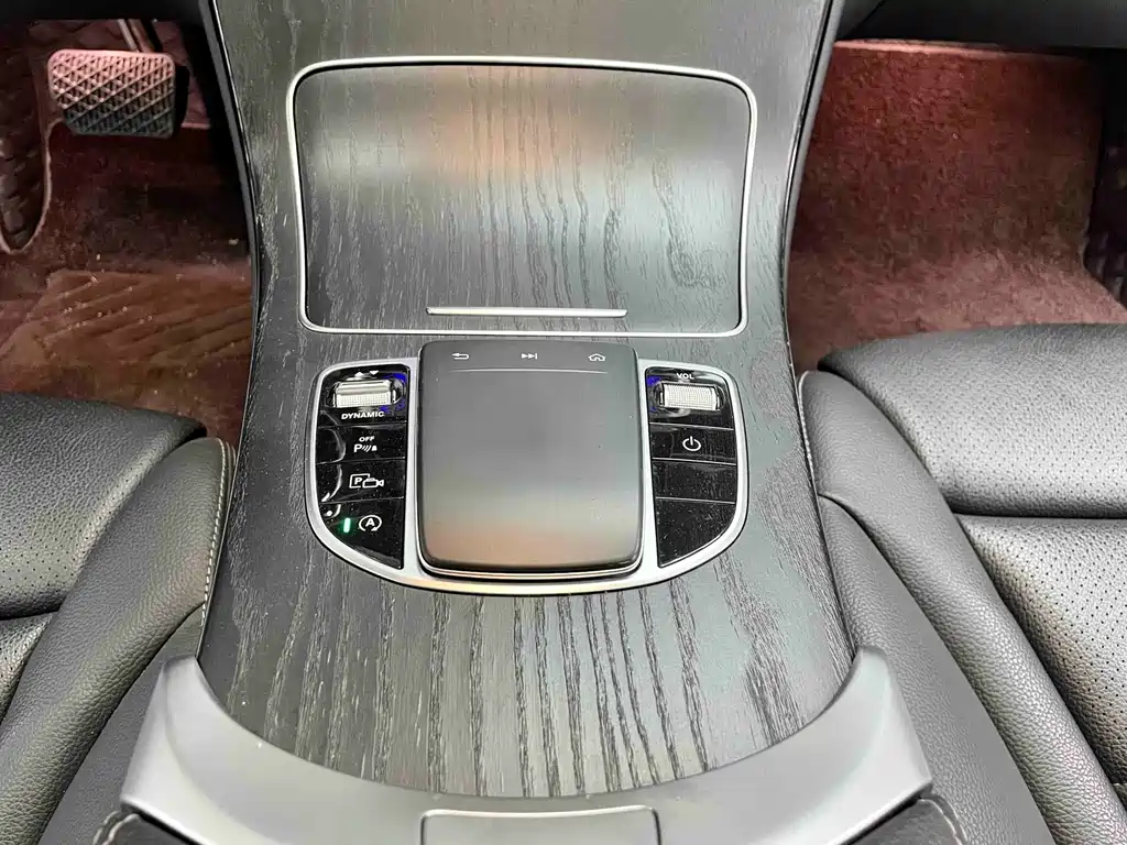 Mercedes-Benz C-Class 2020 — фото 10