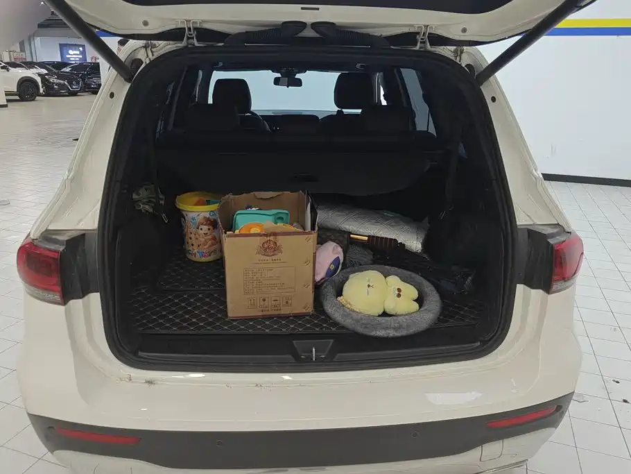 Mercedes-Benz GLB 2021