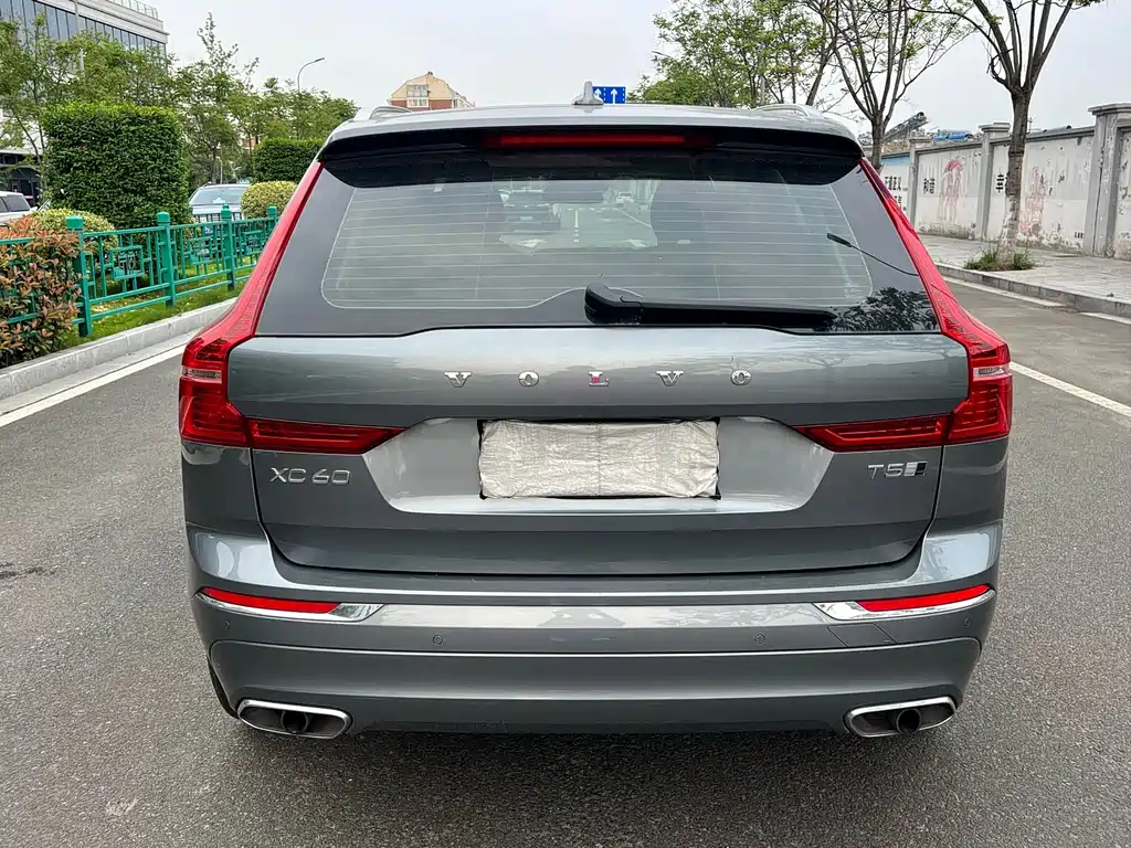 Volvo XC60 2020 — фото 14