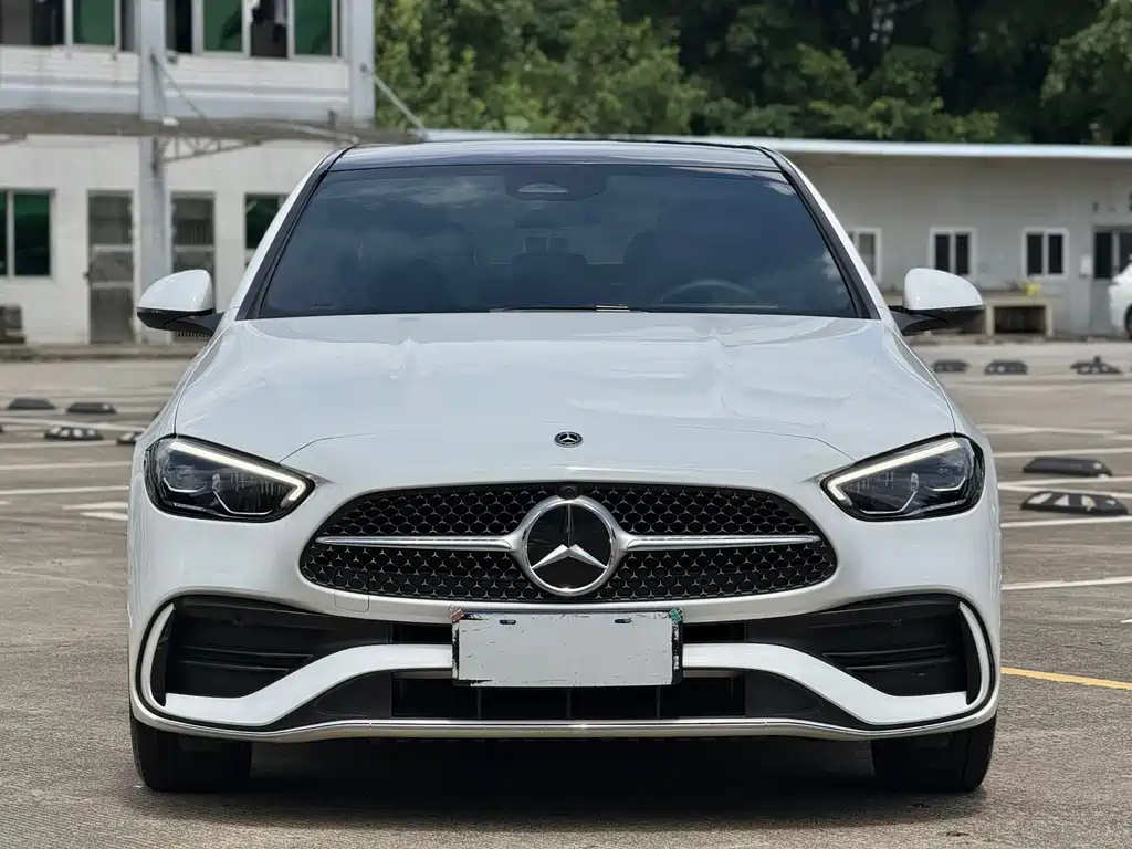 Mercedes-Benz C-Class 2023 — фото 2