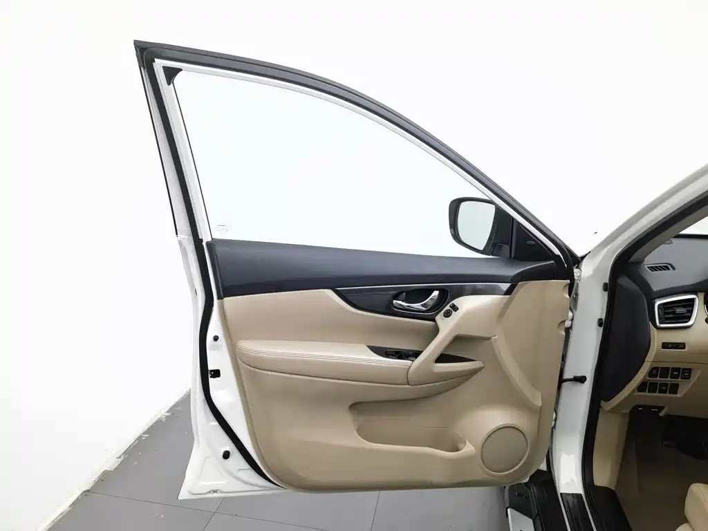Nissan X-Trail 2016 — фото 8