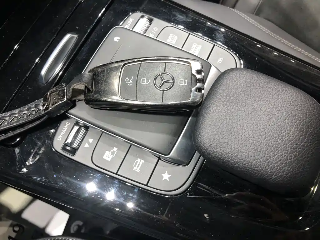 Mercedes-Benz A-Class 2020 — фото 9