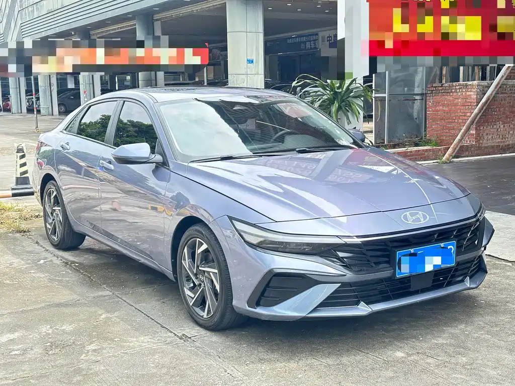Hyundai Elantra 2024