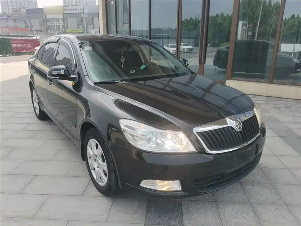 Skoda Octavia 2014 — фото 4