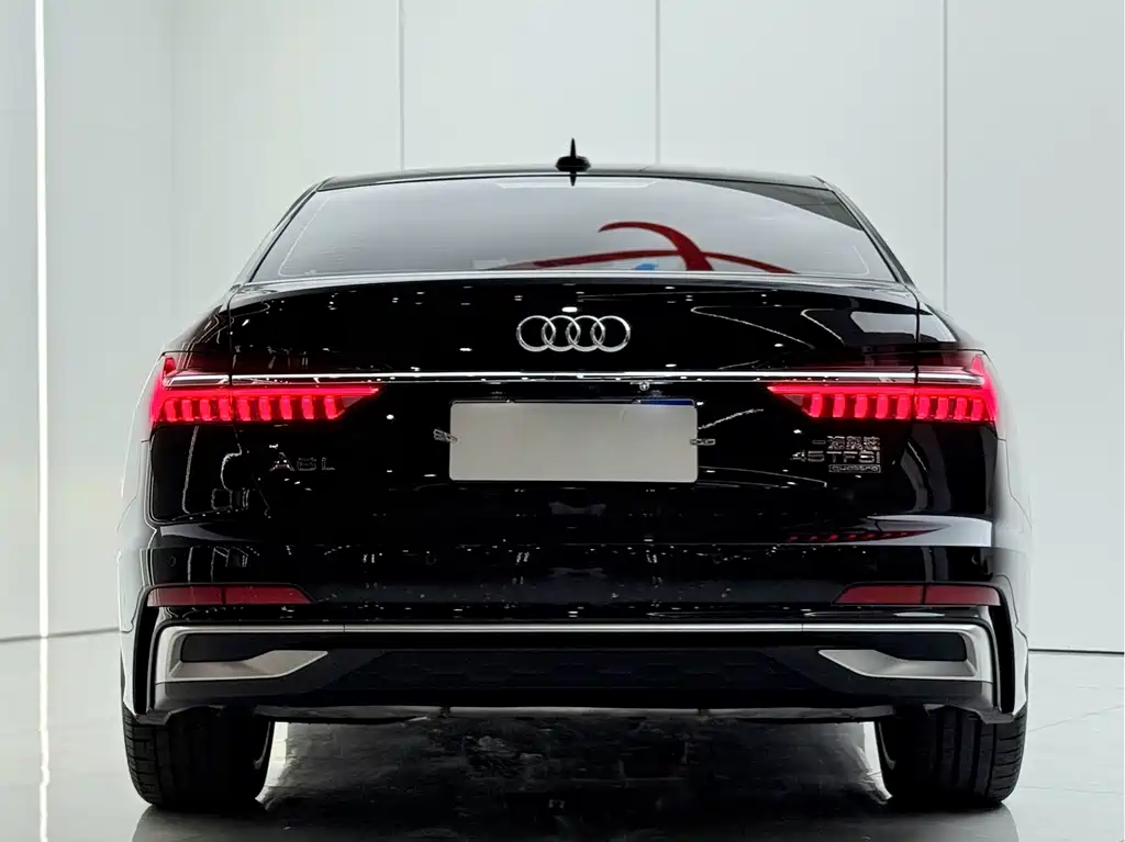 Audi A6L 2024 — фото 15