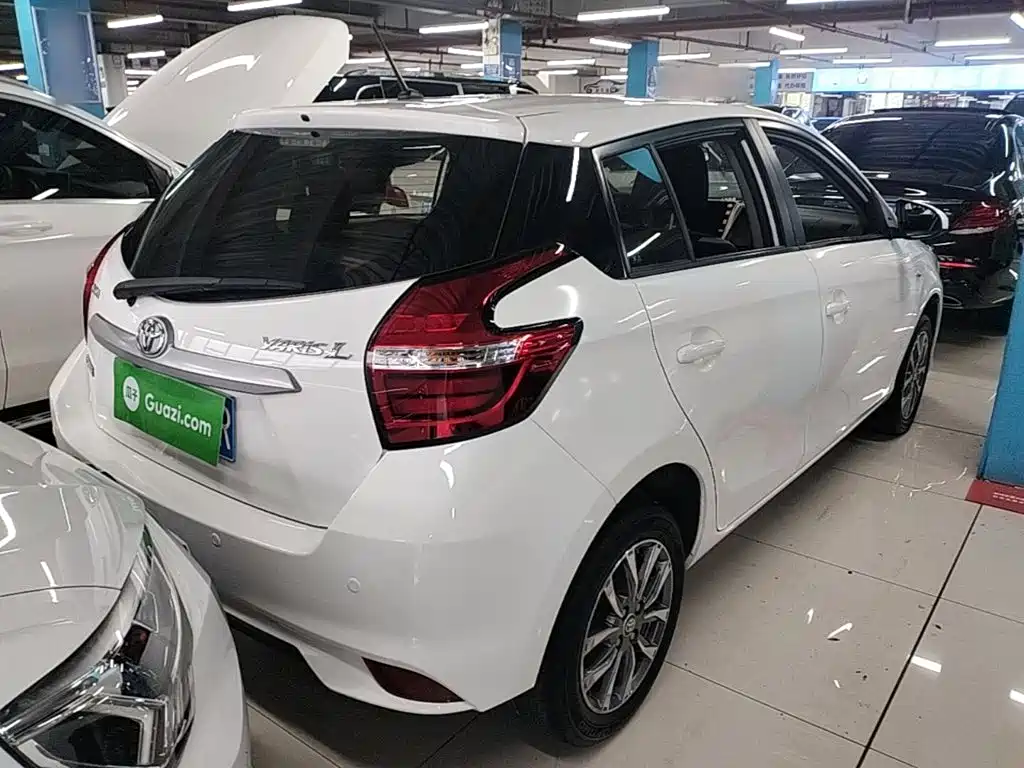 Toyota Yaris L 2020