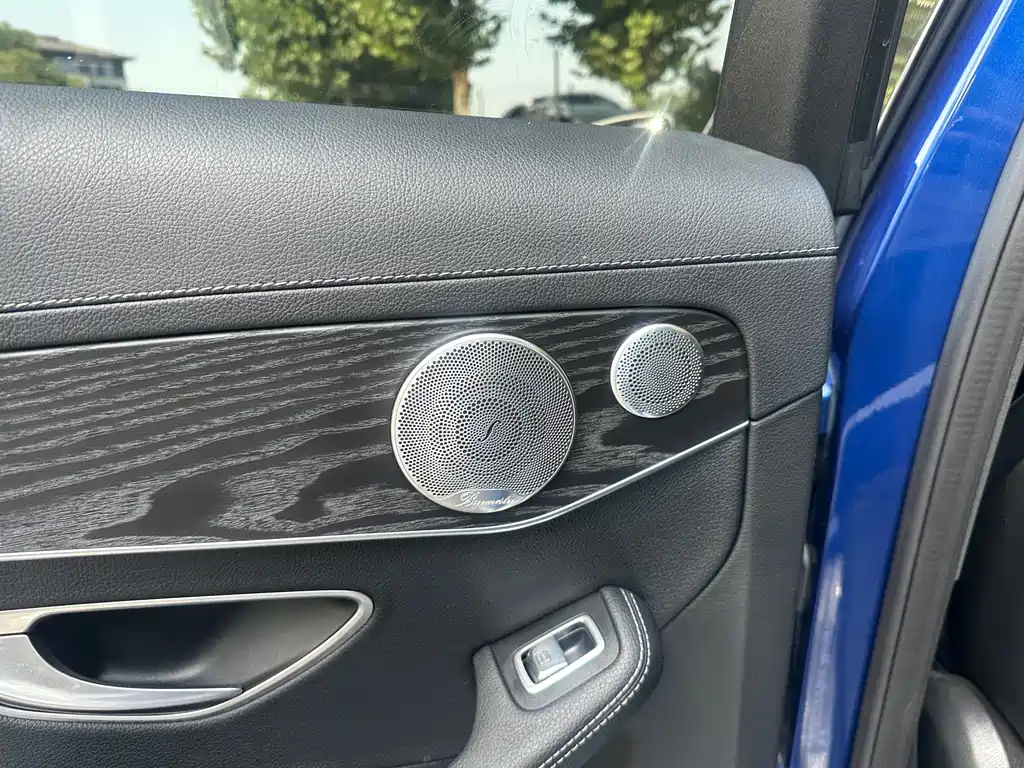 Mercedes-Benz C-Class 2021 — фото 12