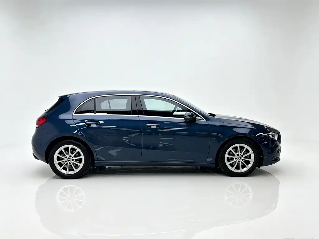 Mercedes-Benz A-Class 2020 — фото 2