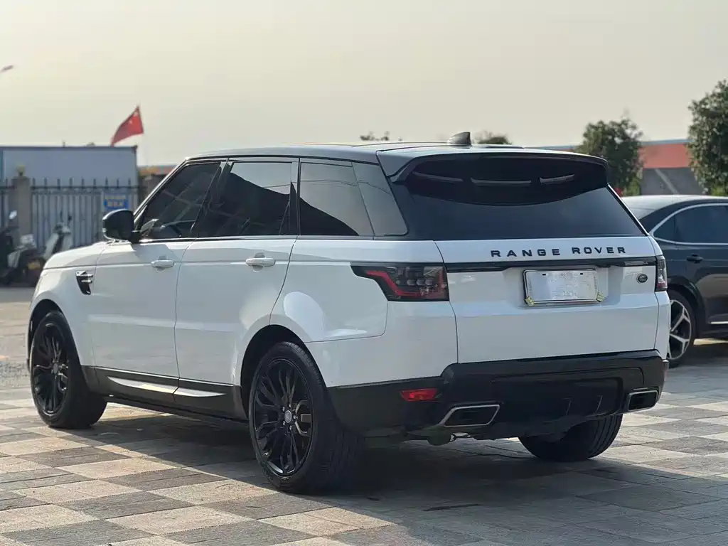Land Rover Sport 2020