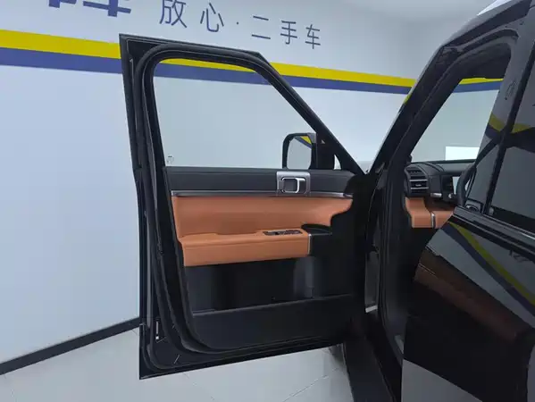 Fangchengbao Titanium 7 2025