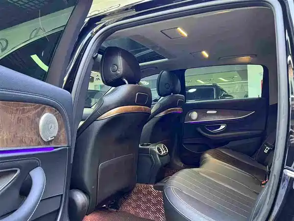 Mercedes-Benz E-Class 2018
