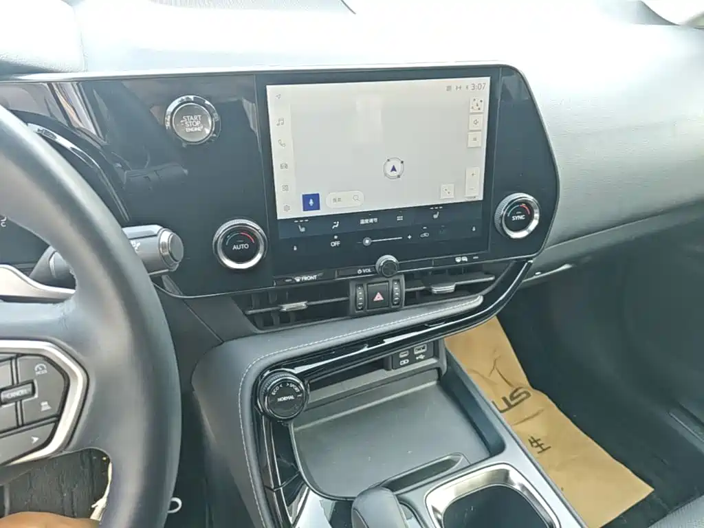 Lexus NX 2022 — фото 13
