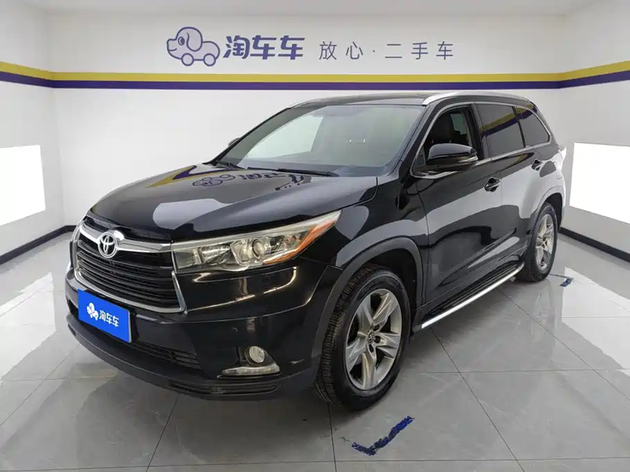 Toyota Highlander 2017 — фото 1