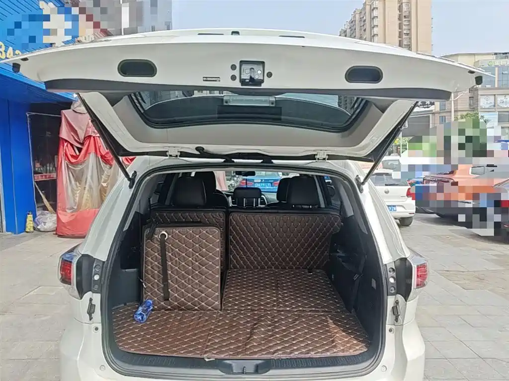 Toyota Highlander 2017 — фото 19