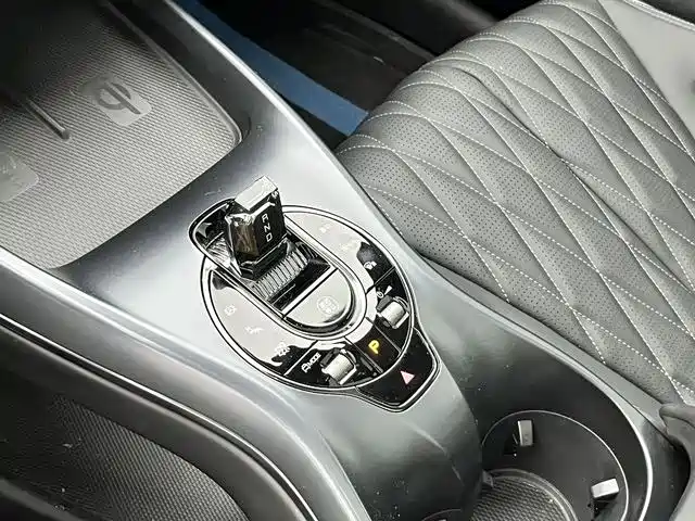 BYD Seal 2023 — фото 10