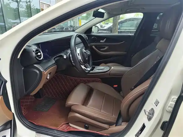 Mercedes-Benz E-Class 2019