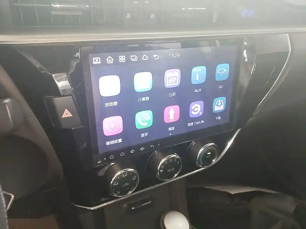 Toyota Corolla 2017 — фото 13