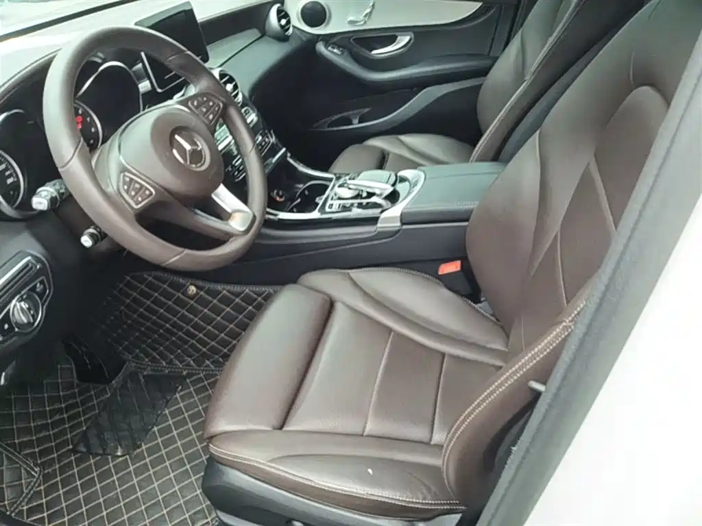 Mercedes-Benz GLC 2018 — фото 15