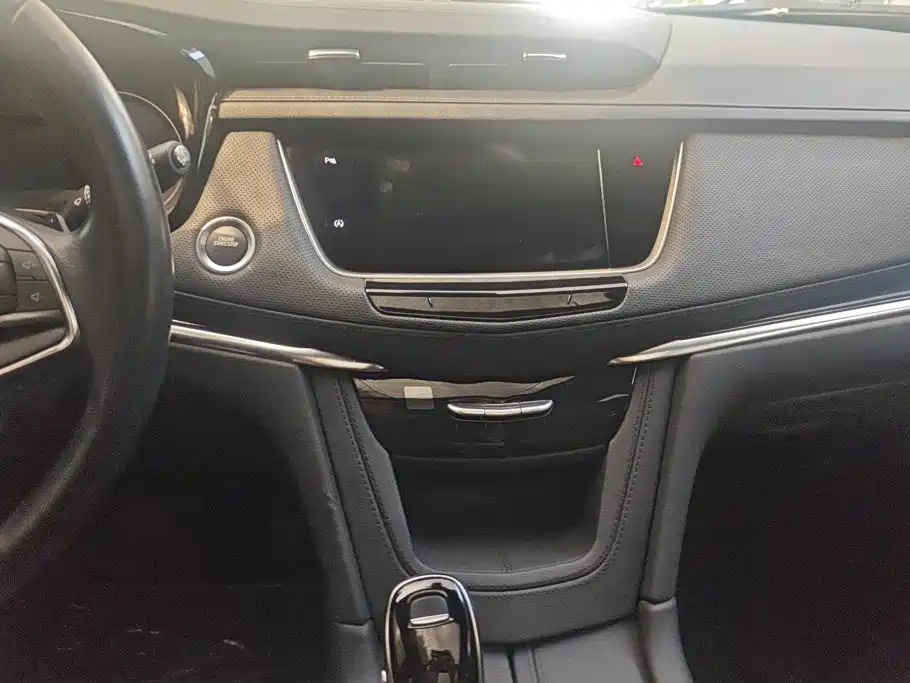 Cadillac XT5 2023 — фото 13