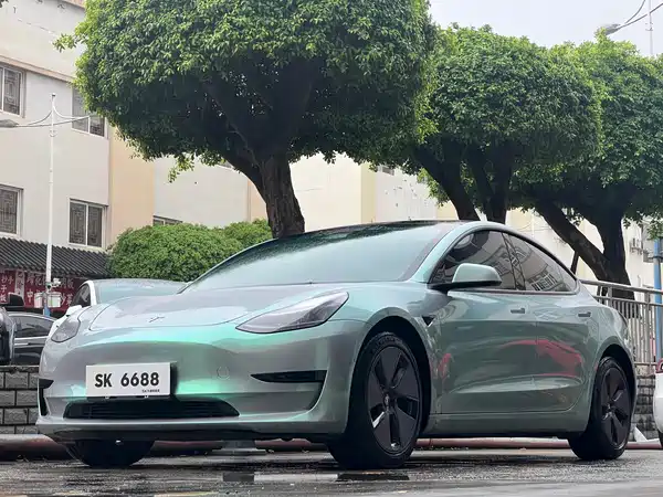 Tesla Model 3 2023
