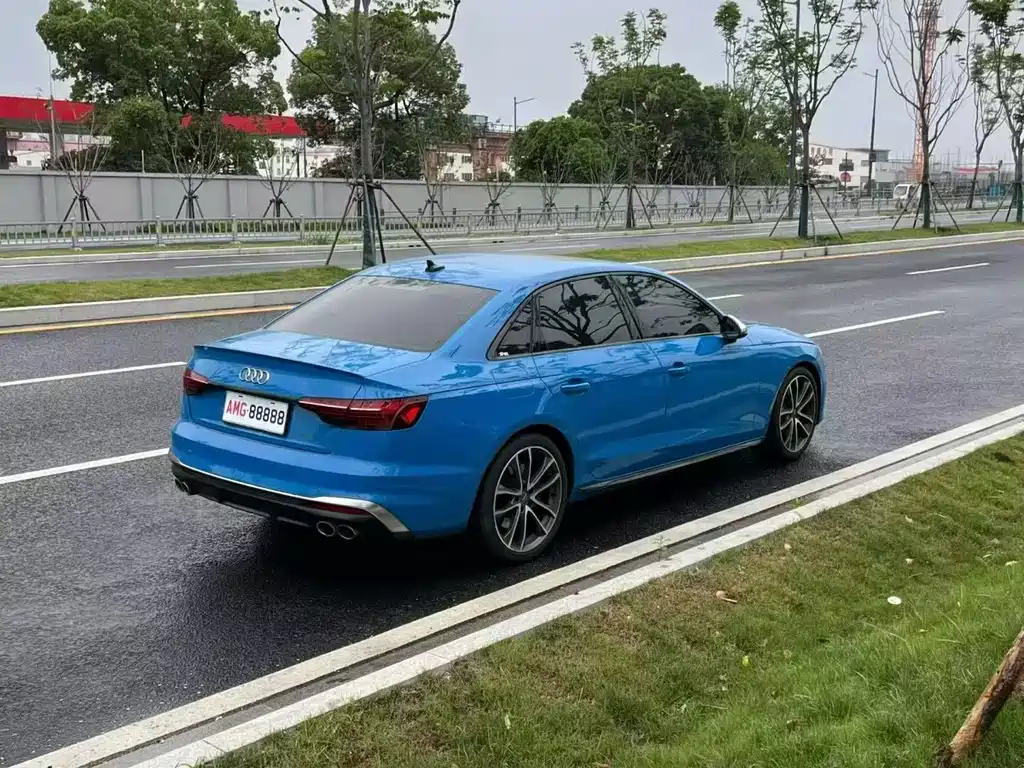 Audi S4 2021