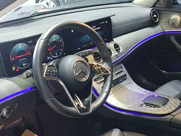Mercedes-Benz E-Class 2023