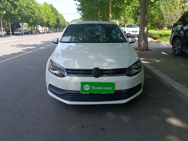 Volkswagen Polo 2016